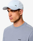 casquette-boss-bleue-porte-50556435499