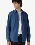 chemise-jean-levis-bleue-porte-0085a-0000