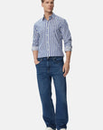 chemise-rayee-tommy-jeans-bleu-porte