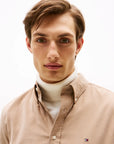 chemise-tommy-hilfiger-beige-homme-zoom