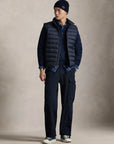 doudoiune-sans-manche-ralph-lauren-marine-homme-710967775001-porte