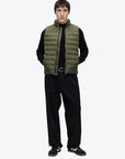 doudoune-sans-manches-boss-kaki-homme-50549243325-porte