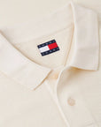 polo-tommy-jeans-blanc-detail