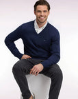 pull-col-v-eden-park-homme-marine-H26MAIPU0003BLF21-porte