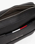 sacoche-tommy-hilfiger-noir-homme-zoom-dessus