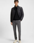 sweat-boss-noir-homme-porte