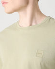 tshirt-boss-homme-vert-zoom-face