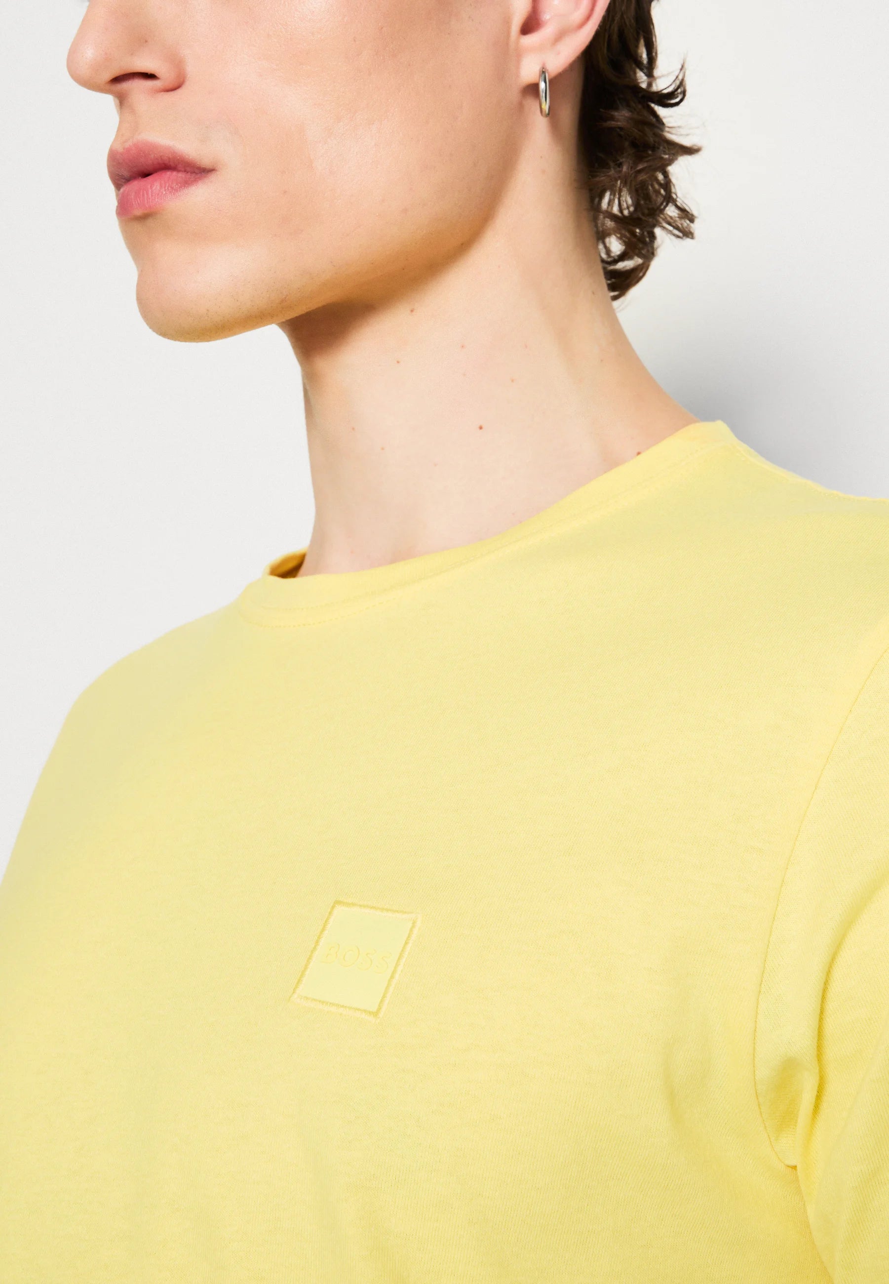 T-Shirt BOSS jaune