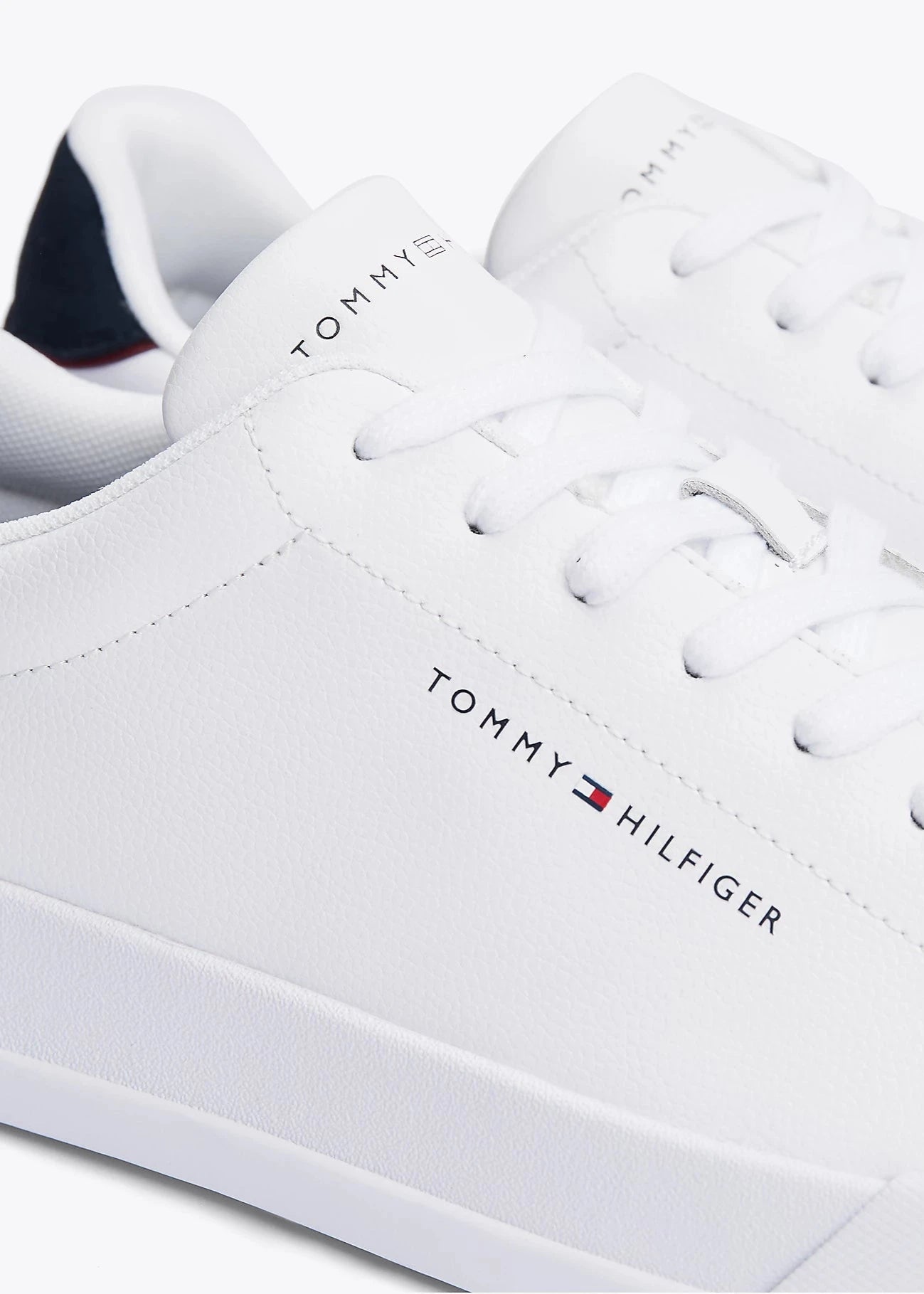 Baskets Tommy Hilfiger blanches | Georgespaul     