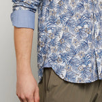 Charger l&#39;image dans la galerie, Chemise fleurie Eden Park bleu clair en coton pour homme I Georgespaul
