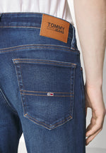 Afbeelding in Gallery-weergave laden, Jean slim Tommy Jeans bleu foncé en coton pour homme I Georgespaul
