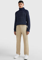 Charger l&#39;image dans la galerie, Pantalon chino Tommy Hilfiger beige en coton bio stretch | Georgespaul
