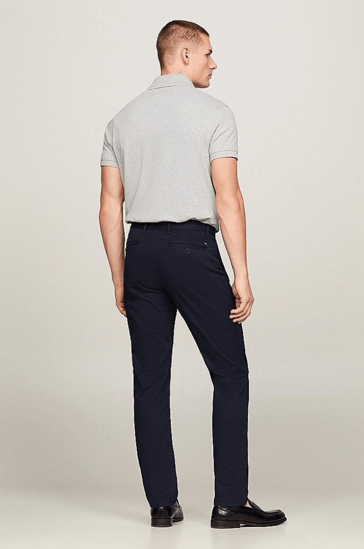 Pantalon chino Tommy Hilfiger marine en coton bio stretch - Georgespaul