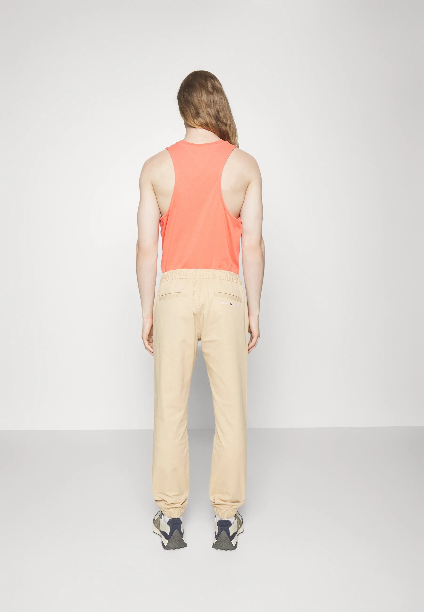 Pantalon de jogging homme Tommy Jeans beige en coton bio I Georgespaul