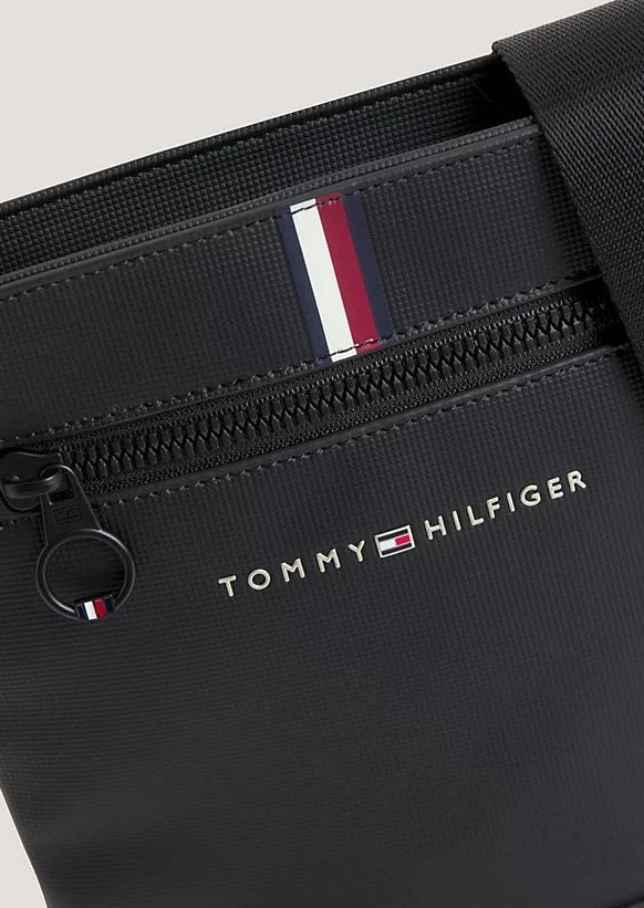 Petite Sacoche Homme Tommy Hilfiger Established AM0AM07547