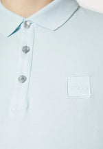 Laden Sie das Bild in den Galerie-Viewer, Polo homme BOSS ajusté bleu clair en coton stretch | Georgespaul 
