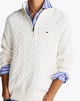 Pull camionneur torsadé Tommy Hilfiger blanc | Georgespaul