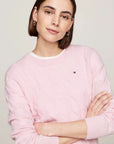 Pull torsadé Tommy Hilfiger rose en laine pour femme | Georgespaul