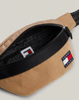 Sac banane Tommy Hilfiger en velours beige | Georgespaul 