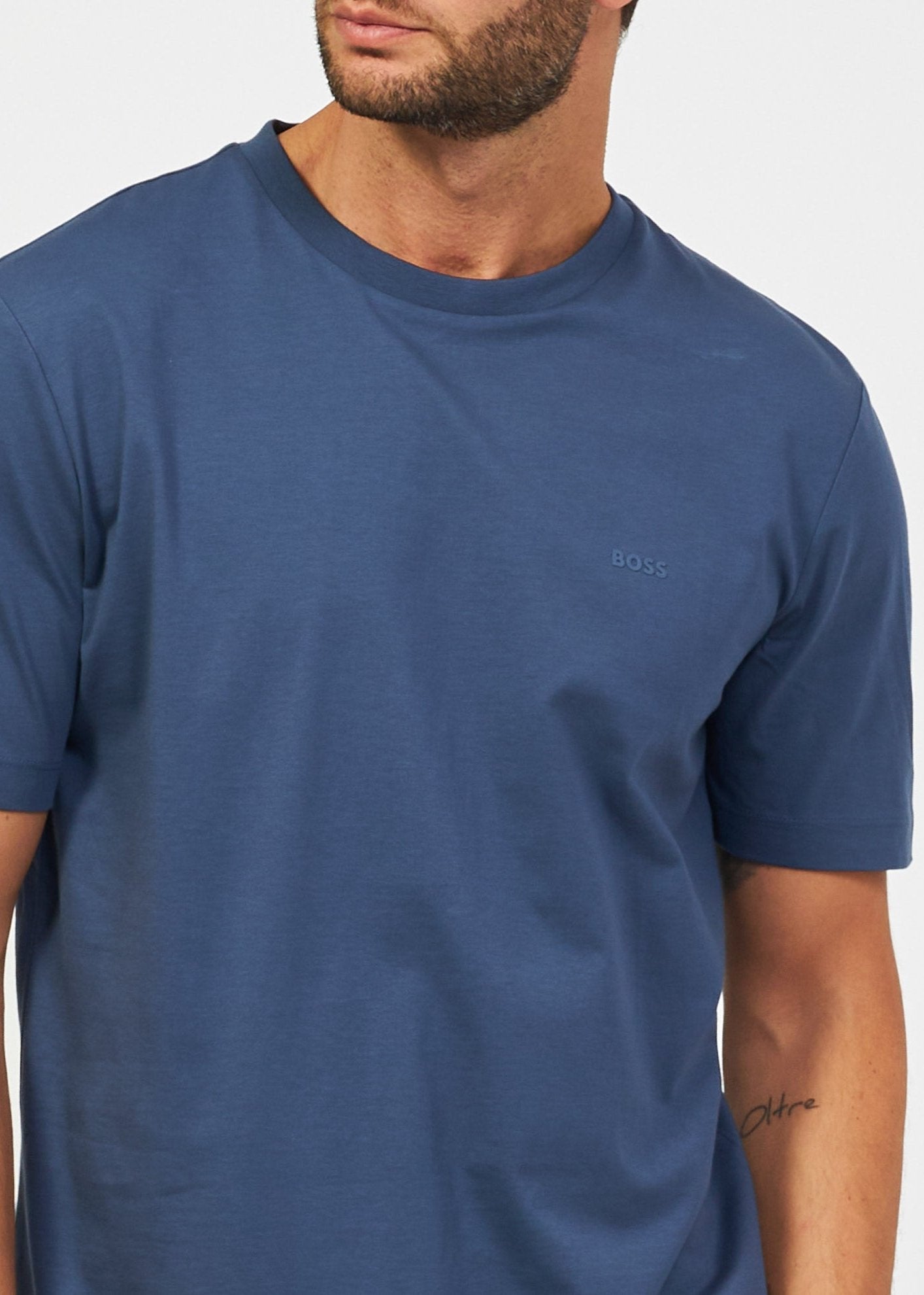 T-Shirt BOSS bleu pour homme | Georgespaul