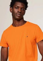 Charger l&#39;image dans la galerie, T-Shirt Tommy Hilfiger ajusté orange en coton bio stretch | Georgespaul
