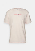 Charger l&#39;image dans la galerie, T-Shirt Tommy Jeans rose clair en coton pour homme I Georgespaul

