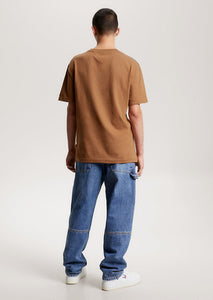 T-Shirt homme signature Tommy Jeans marron en coton bio | Georgespaul 
