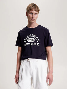 T-Shirt logo homme Tommy Hilfiger marine en coton bio | Georgespaul