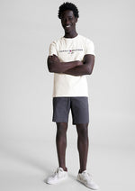 Charger l&#39;image dans la galerie, T-Shirt logo poitrine Tommy Hilfiger blanc pour homme I Georgespaul
