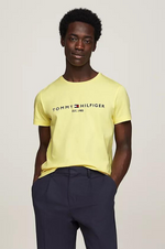 Charger l&#39;image dans la galerie, T-Shirt logo poitrine Tommy Hilfiger jaune coton bio

