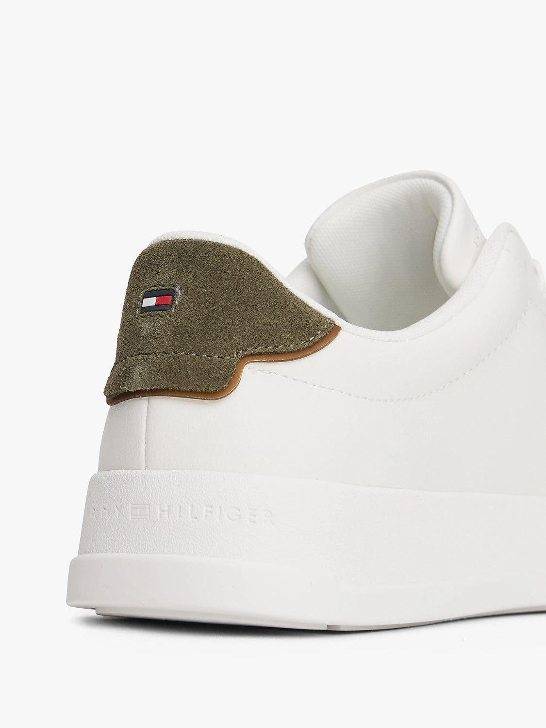 baskets-homme-tommy-hilfiger-fm0fm053670k4-cote-arriere
