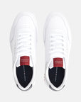 baskets-tommy-hilfiger-blanches-dessus-FM0FM059270GY