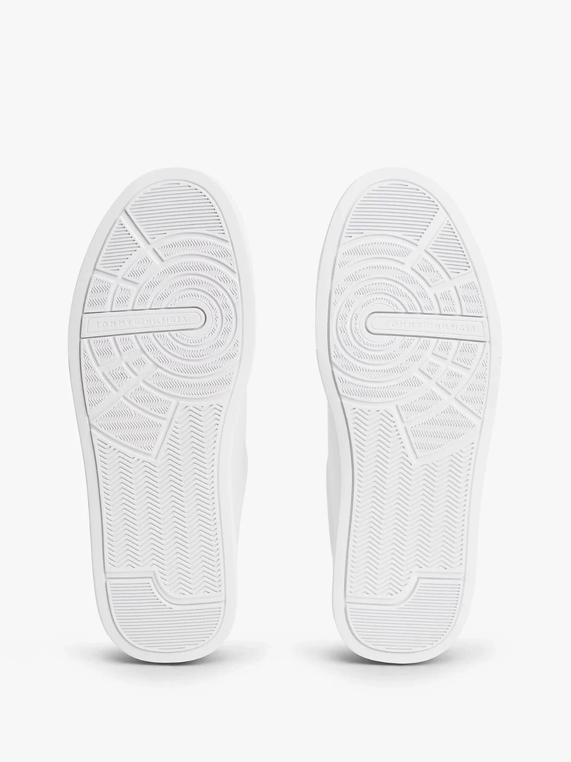 baskets-tommy-hilfiger-blanches-homme-cuir-FM0FM0536702R-dessous