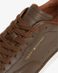 baskets-tommy-hilfiger-marron-cuir-homme-FM0FM05996GV-zoom