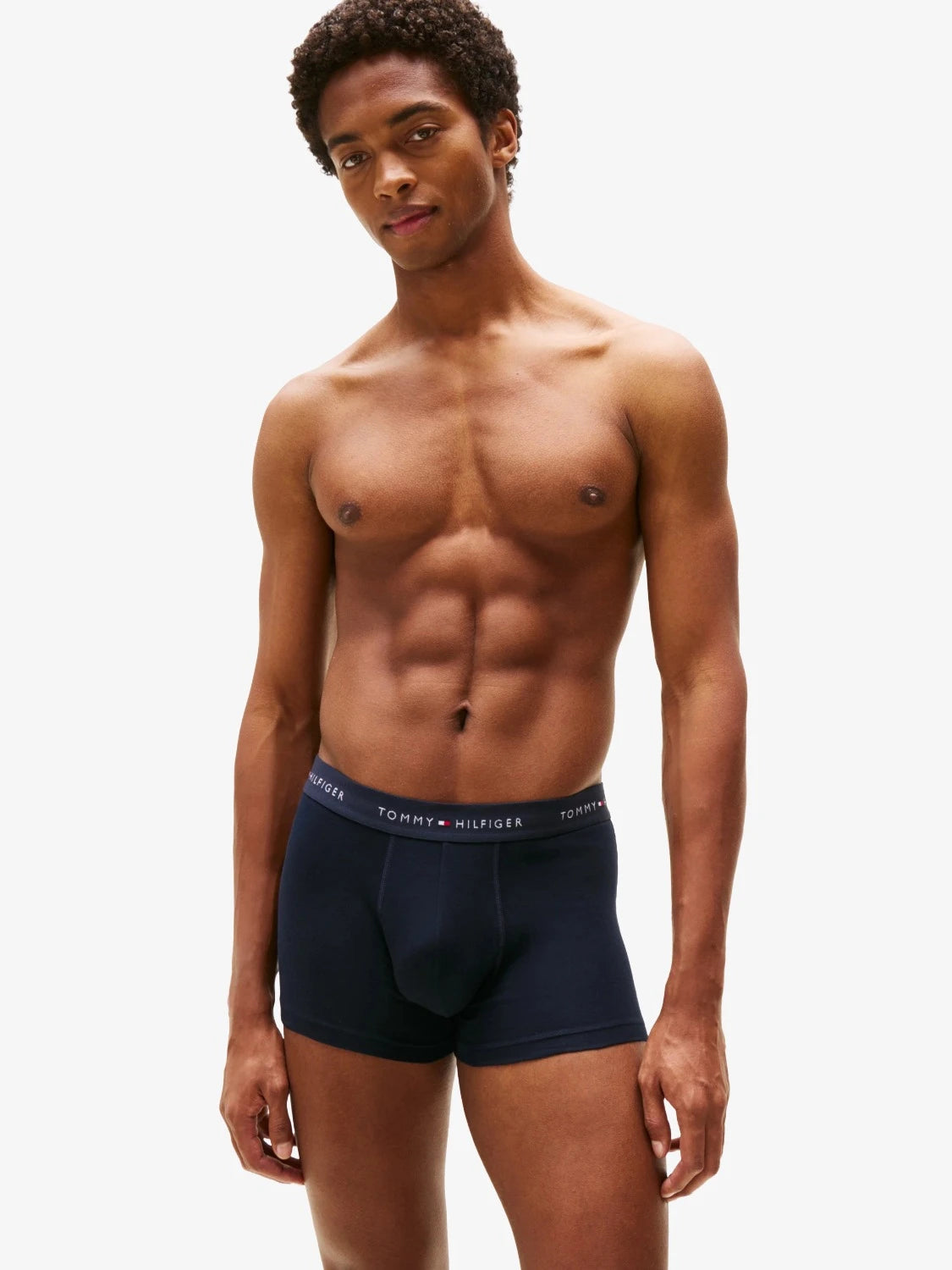 boxers-tommy-hilfiger-marines-homme-UM0UM038900XP-porte