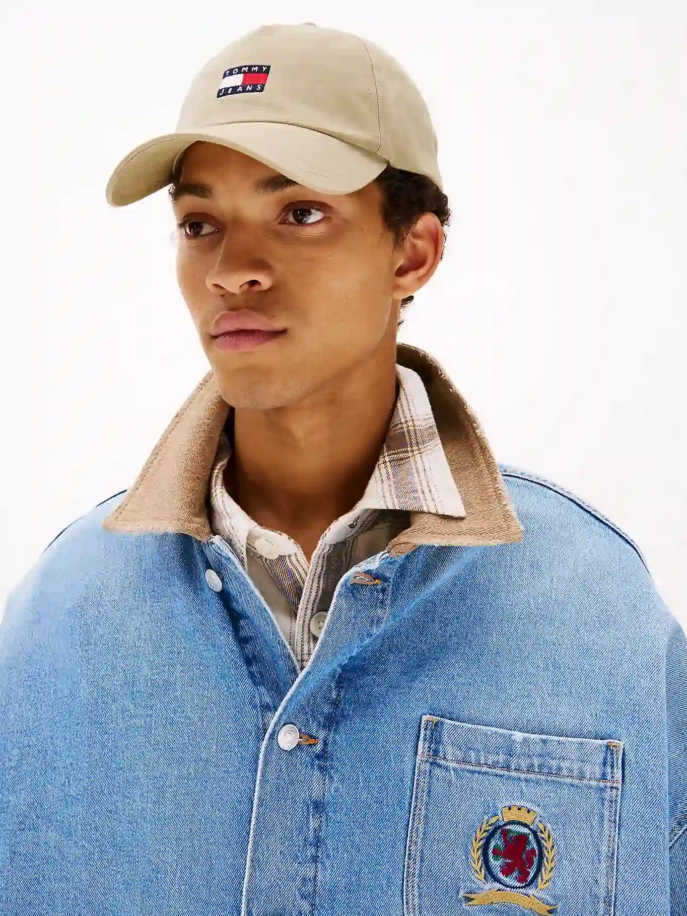 casquette-tommy-jeans-beige-am0am12933act-facehomme_1
