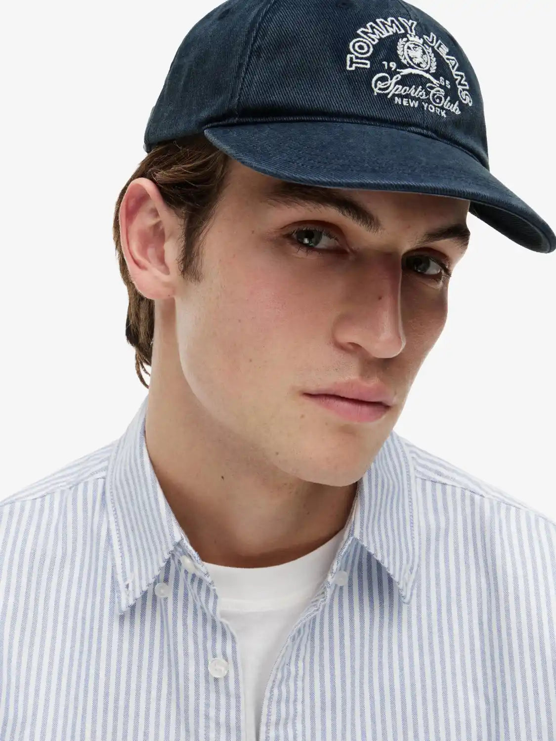 casquette-tommy-jeans-marine-porte