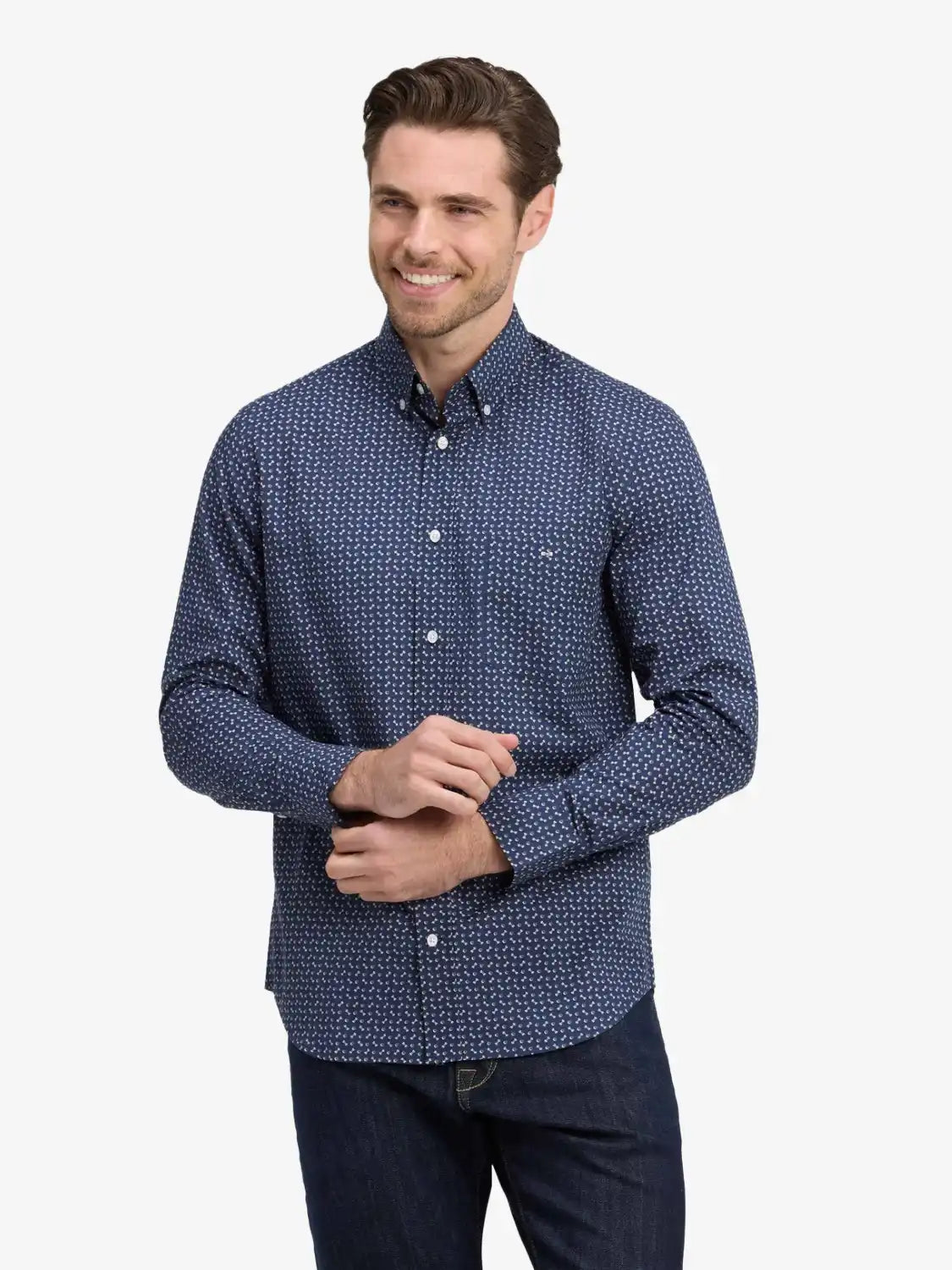 chemise-eden-pakr-marine-homme-H26CHECL0040BLF7-face-zoom