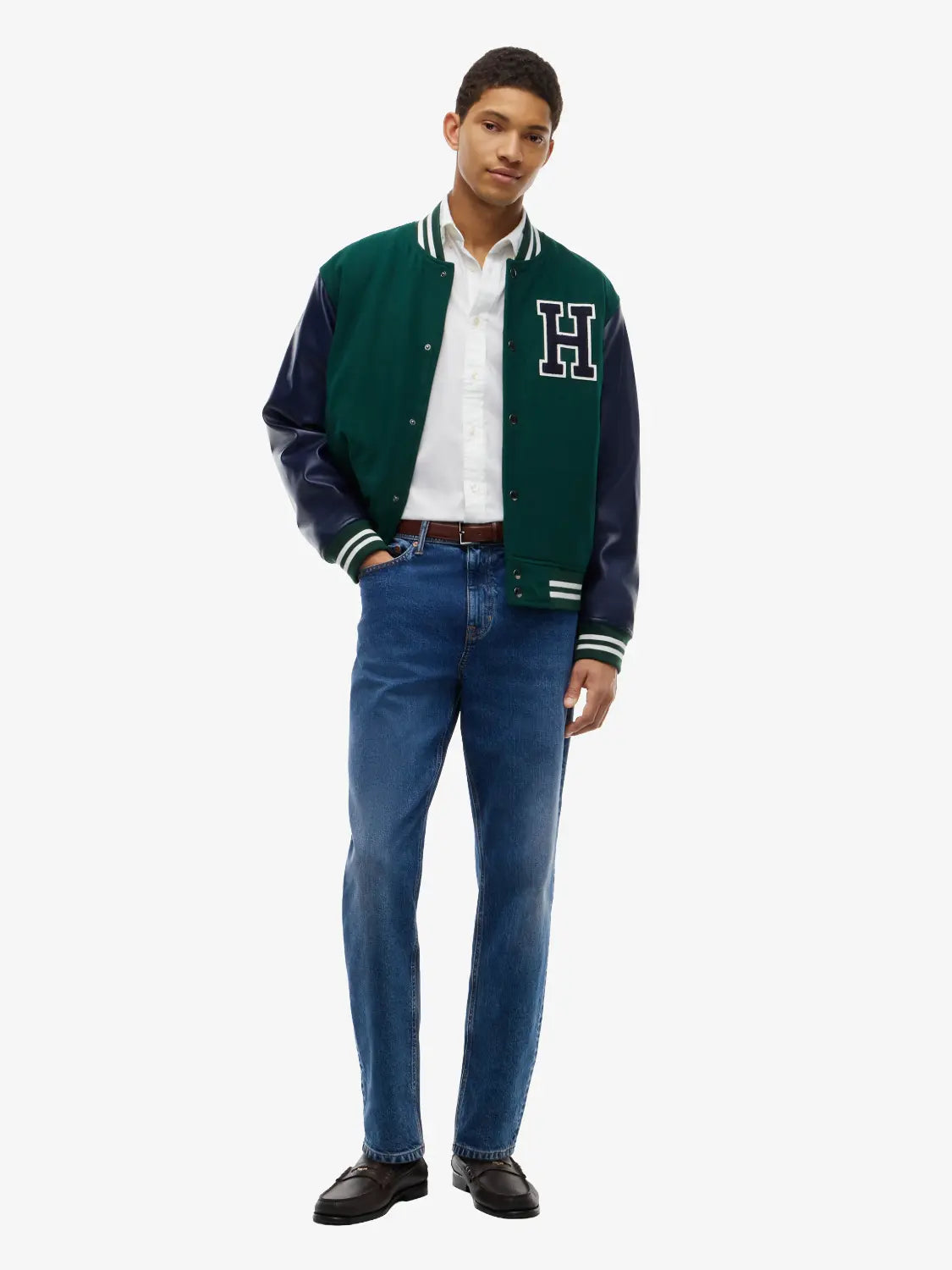 chemise-manches-courtes-tommy-hilfiger-porte-MW0MW42248YCF