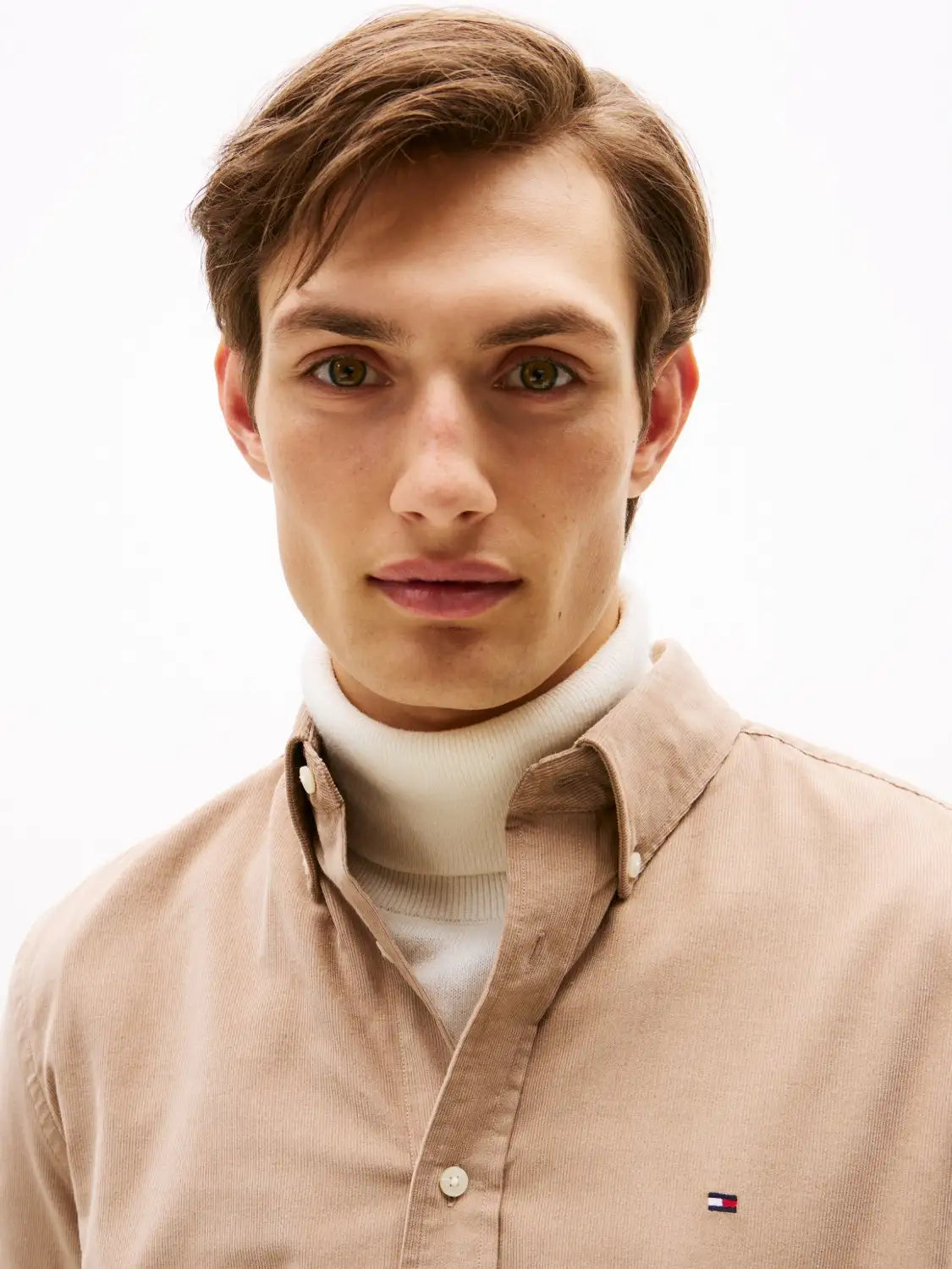 chemise-tommy-hilfiger-beige-homme-zoom