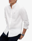chemise-tommy-hilfiger-homme-blanche-MW0MW39988YBR-zoom