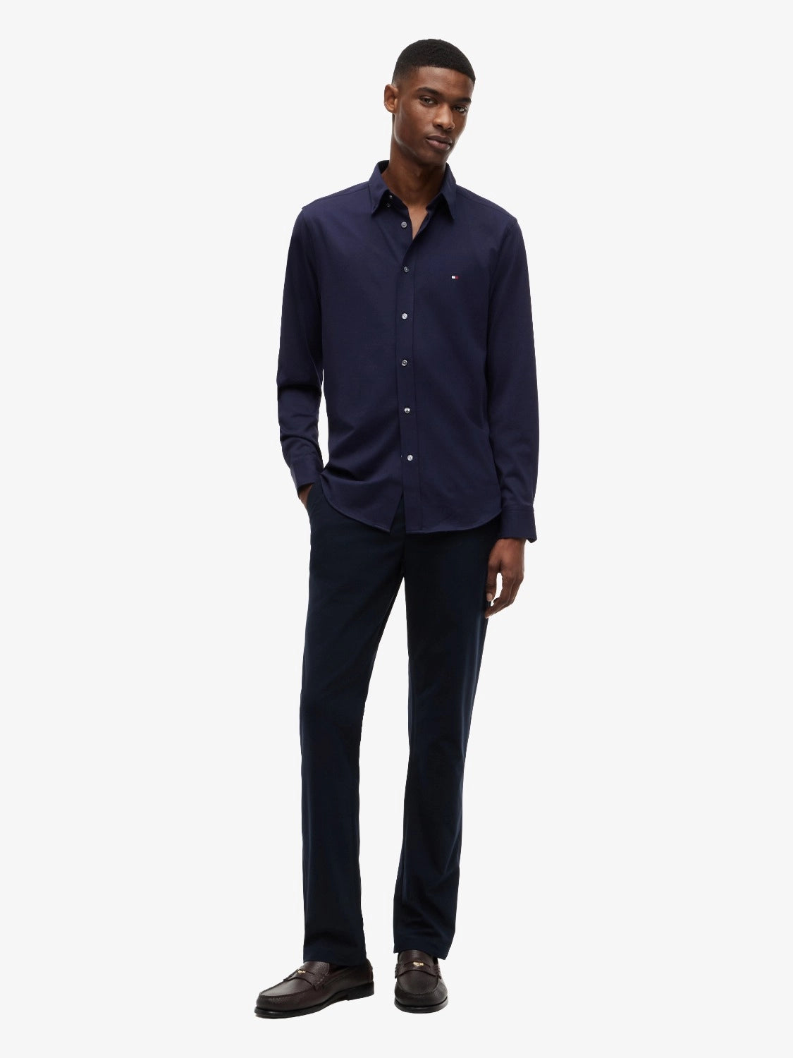 chemise-tommy-hilfiger-marine-homme-MW0MW41059DCC-porte