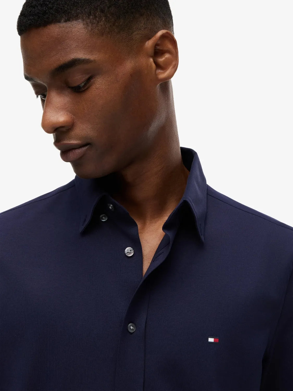 chemise-tommy-hilfiger-marine-homme-MW0MW41059DCC-zoom