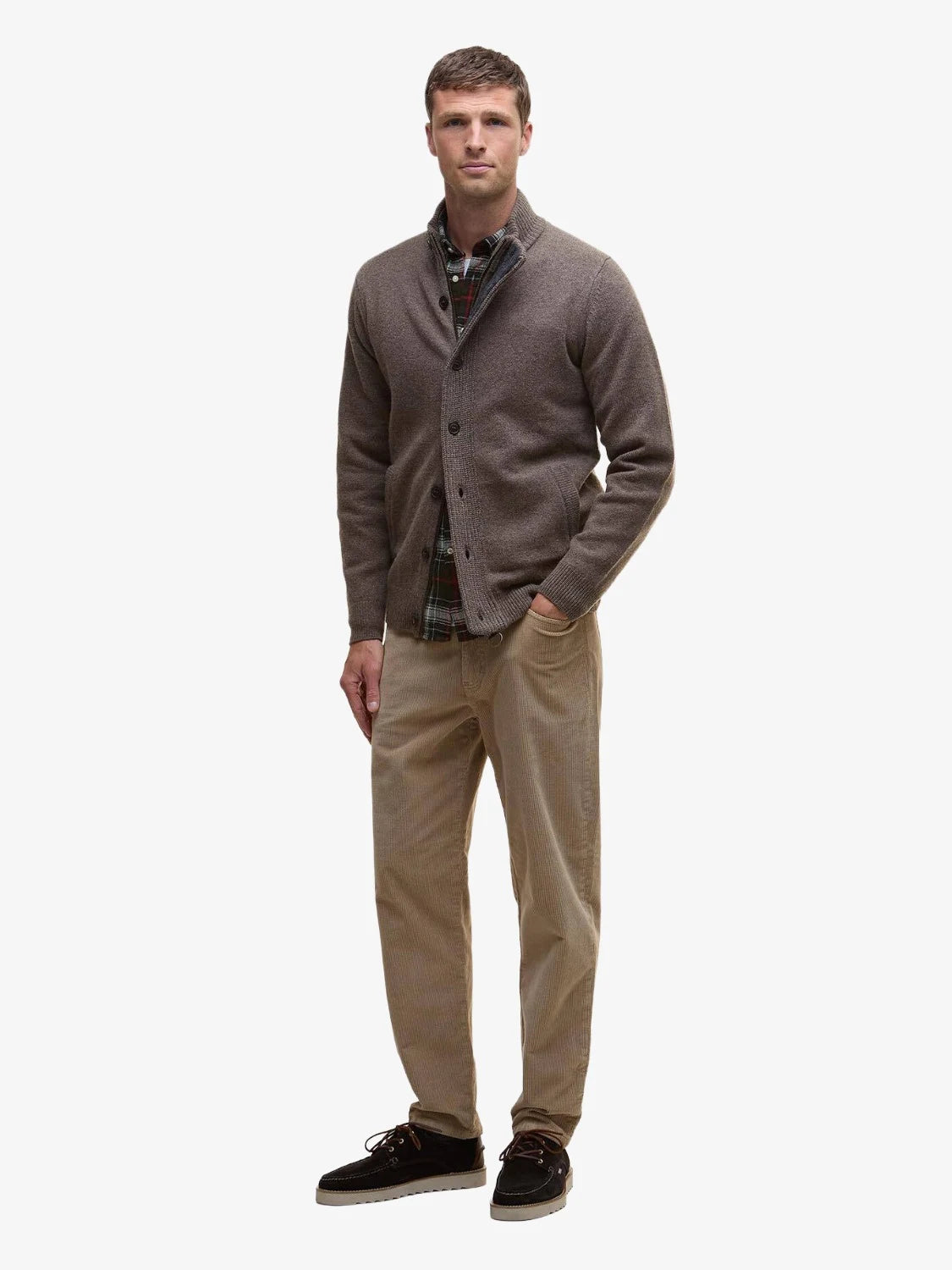 gilet-barbour-marron-homme-MKN0731ST52-porte