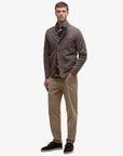 gilet-barbour-marron-homme-MKN0731ST52-porte