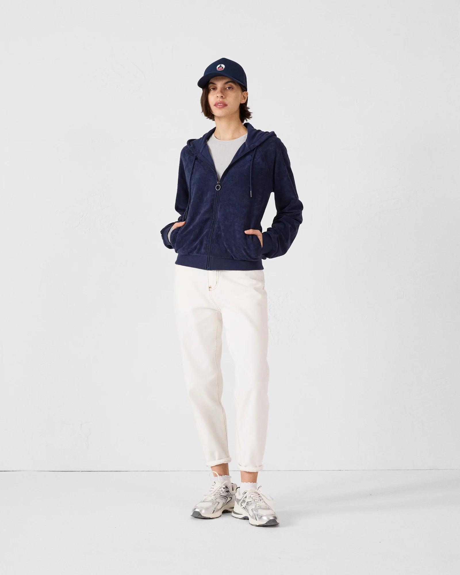 gilet-jott-anemone-marine-femme-porte