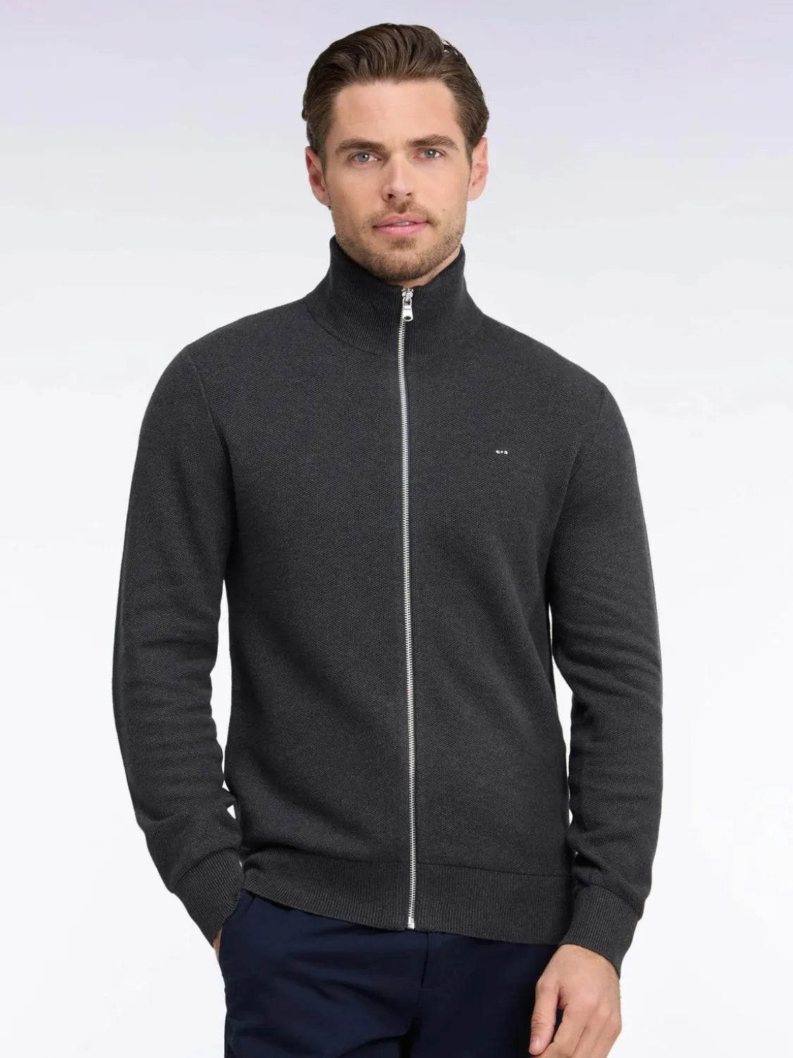 gilet-zippe-eden-park-gris-homme-H26MAICA0002GRF7-face