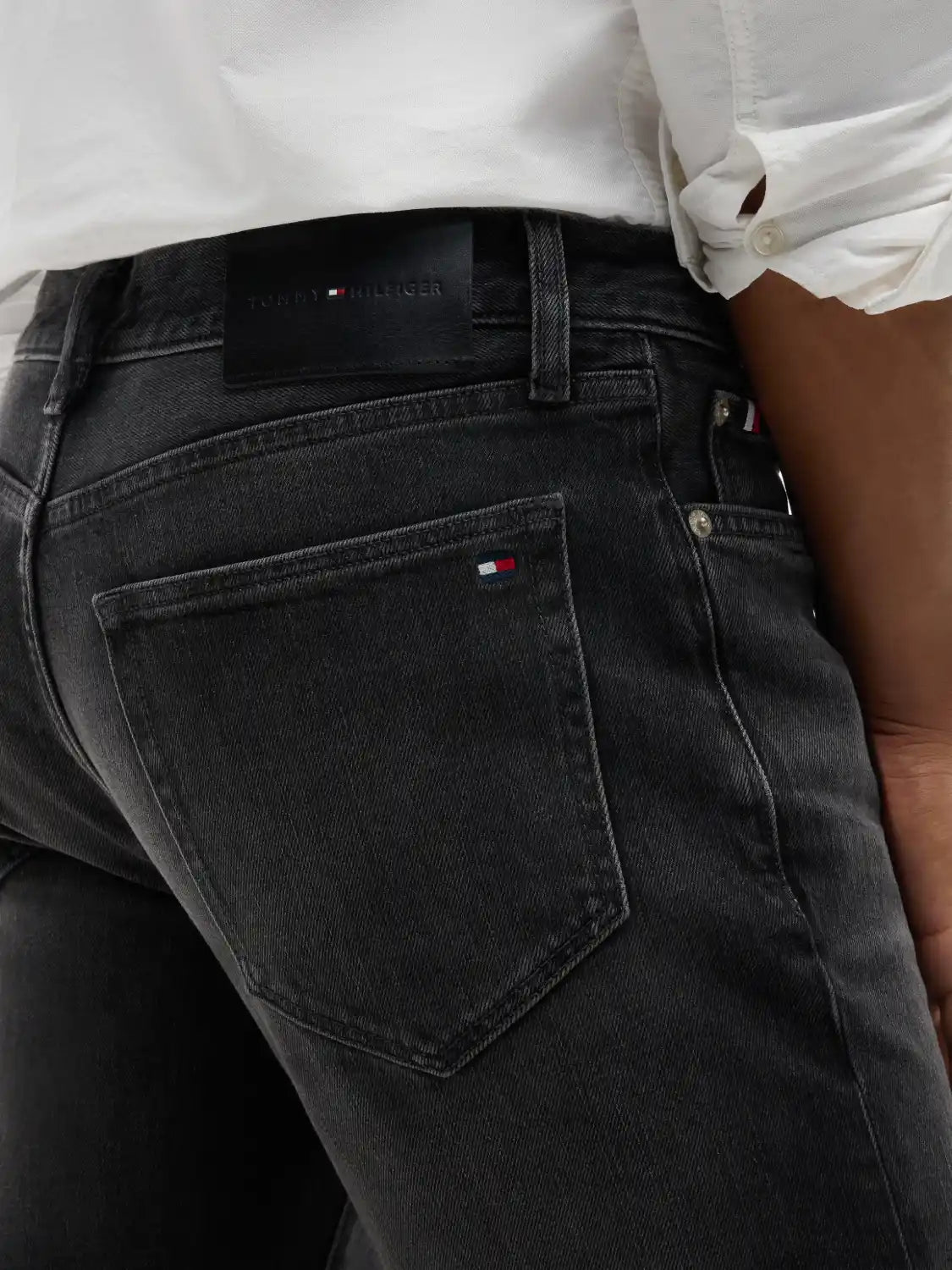 jean-tommy-hilfiger-gris-zoom-mw0mw449261b2