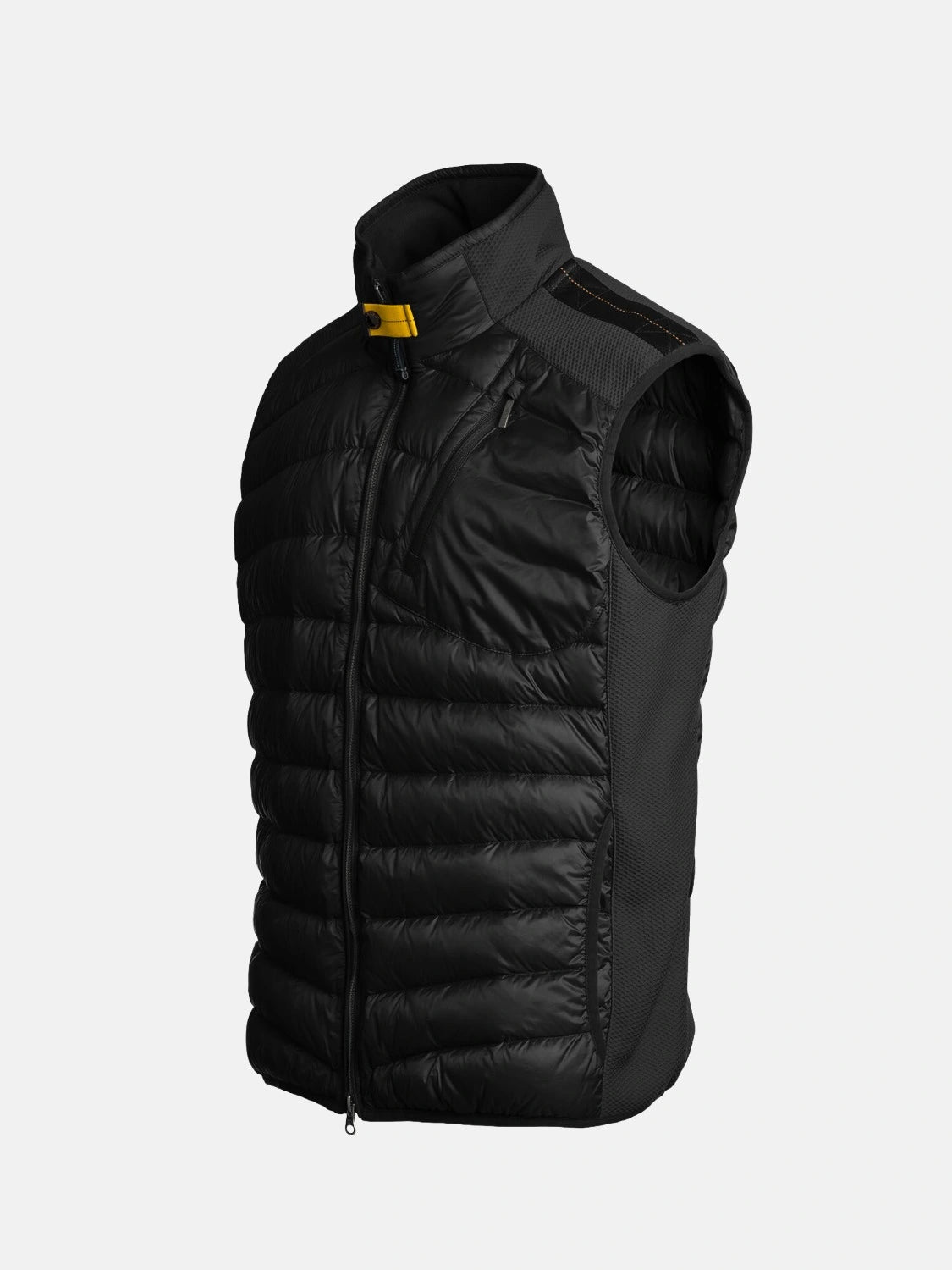 pjs-zavier-homme-noire-a-plat-profil