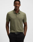 polo-boss-kaki-homme-face